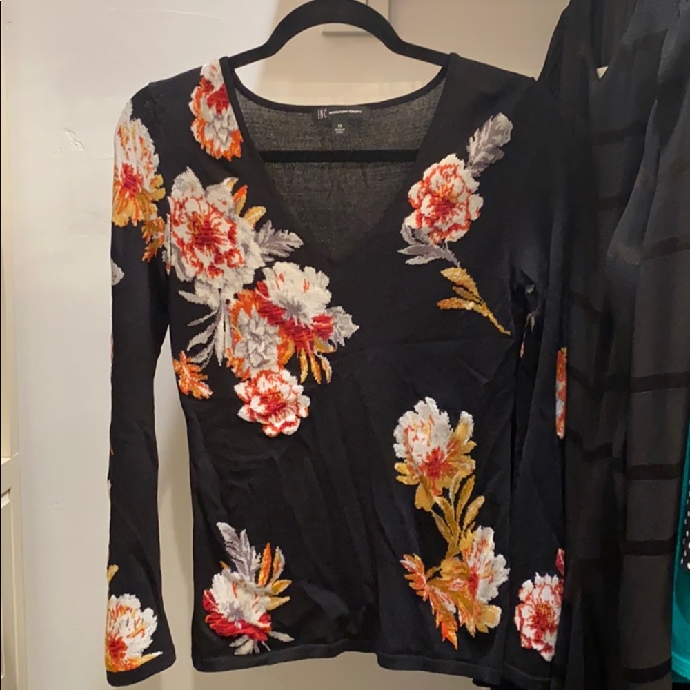 Inc international Concepts lightweight sweater